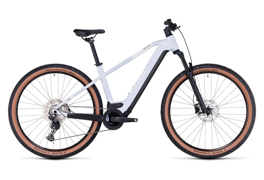 VTT Électrique Semi-Rigide Cube Reaction Hybrid Pro 750 Shimano Deore 11V 750 Wh 29" Blanc Flash 2023
