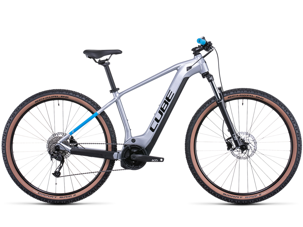 CUBE Reaction Hybrid Performance 500 polarsilver´n´blue 2022